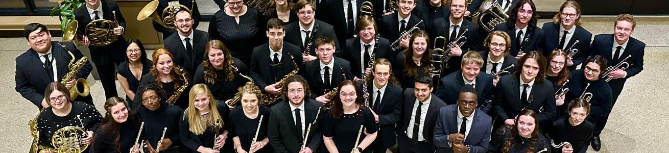 Banner "Purdue Wind Ensemble in concerto"